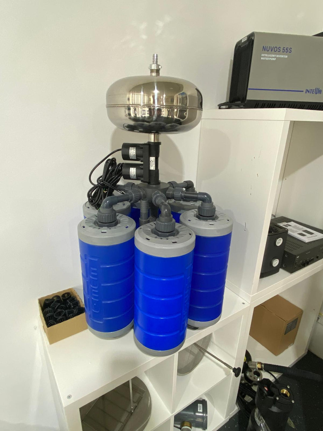 AQUALOOP Membranstation mit Pumpeneinheit und Steuerung V2